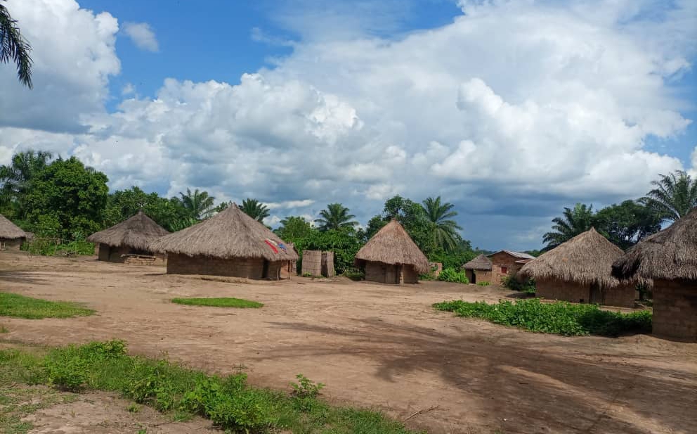 Kasaï Central : Retour au calme à Bena Kazanga (Luiza) après des tensions entre Mpolesha et Kaboya Nkala Kasaï Central : Retour au calme à Bena Kazanga (Luiza) après des tensions entre Mpolesha et Kaboya Nkala