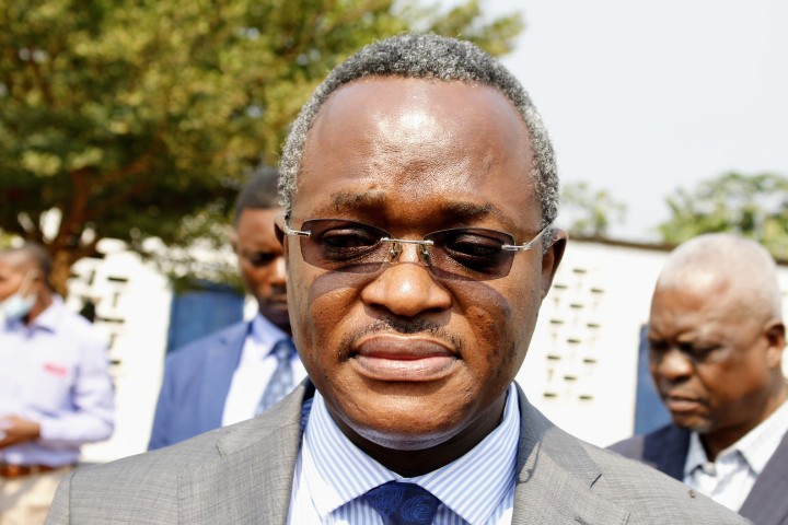 Kasaï central : A Demba, John Kabeya sous pression des Motards pour la suppression du péage de Kalume Ka Nkuadi Kasaï central : A Demba, John Kabeya sous pression des Motards pour la suppression du péage de Kalume Ka Nkuadi