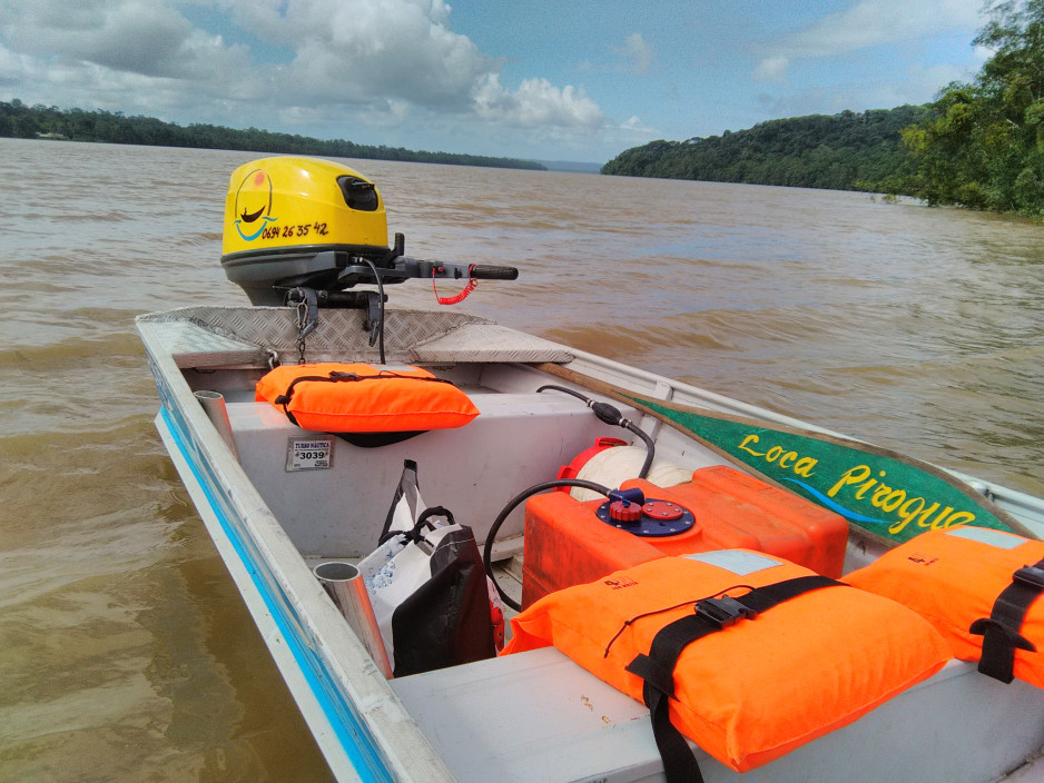 Kasaï Central : Une pirogue motorisée pour des traversées sécurisées sur la Luluwa à Bena Tshidila (Demba) Kasaï Central : Une pirogue motorisée pour des traversées sécurisées sur la Luluwa à Bena Tshidila (Demba)