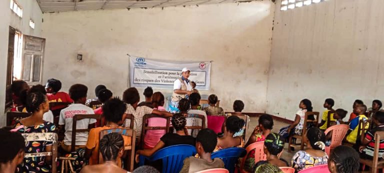 Kananga-Lutte contre les VBG: Facteurs de risque, dangers et moyen de prévention au centre d'une sensibilisation de la FMMDI à Lukonga Kananga-Lutte contre les VBG: Facteurs de risque, dangers et moyen de prévention au centre d'une sensibilisation de la FMMDI à Lukonga