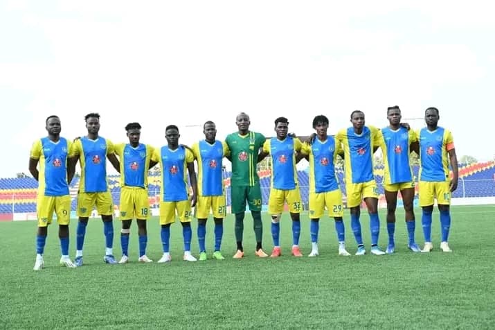 Football: Des sanctions sévères de la LINAFOOT à l'endroit de Lupopo pour troubles lors du match contre Mazembe. Football: Des sanctions sévères de la LINAFOOT à l'endroit de Lupopo pour troubles lors du match contre Mazembe.